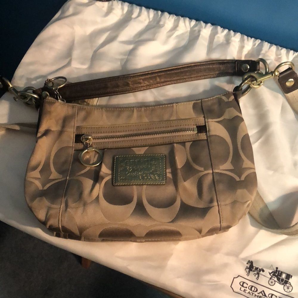 Coach purse - Picture 14 of 15